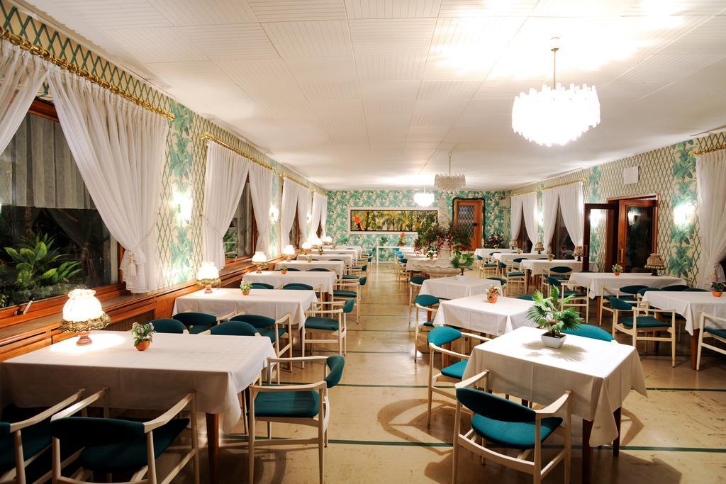 Affittacamere Parkhotel 1970 3*